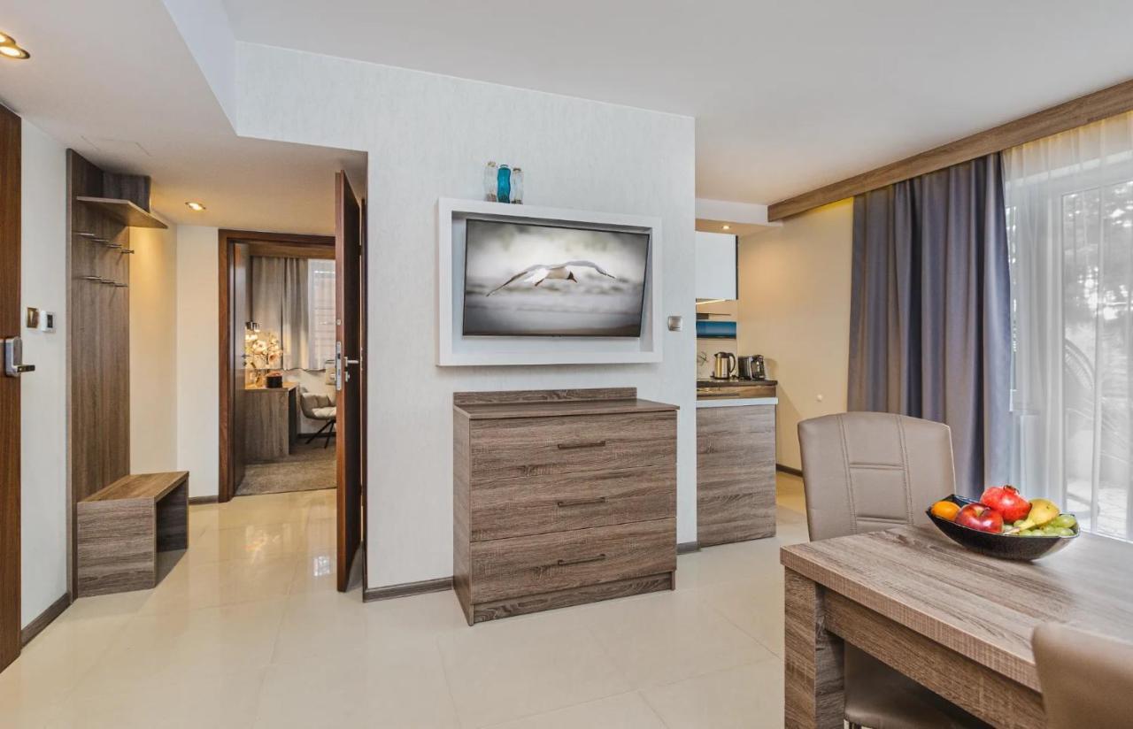 Apartamenty Czarny Kormoran Hel Buitenkant foto
