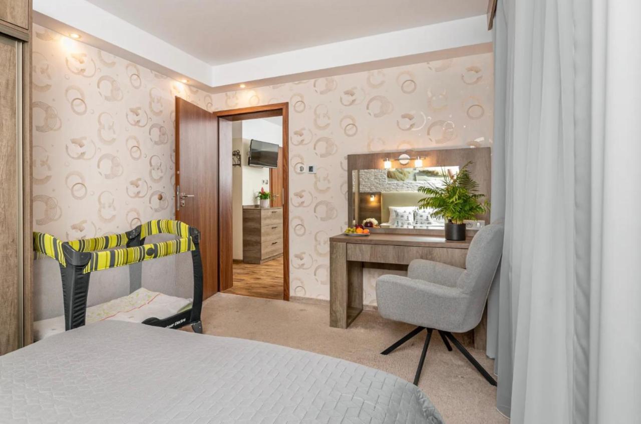 Apartamenty Czarny Kormoran Hel Buitenkant foto